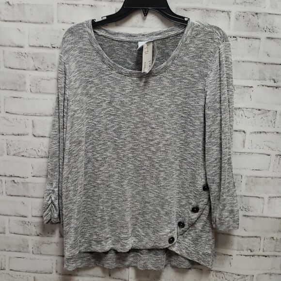 Sunday top - Picture 1 of 3